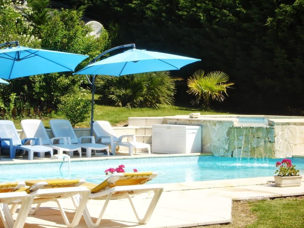 Chambres D'Hotes Domaine De Compostelle Casteide-Candau Bagian luar foto
