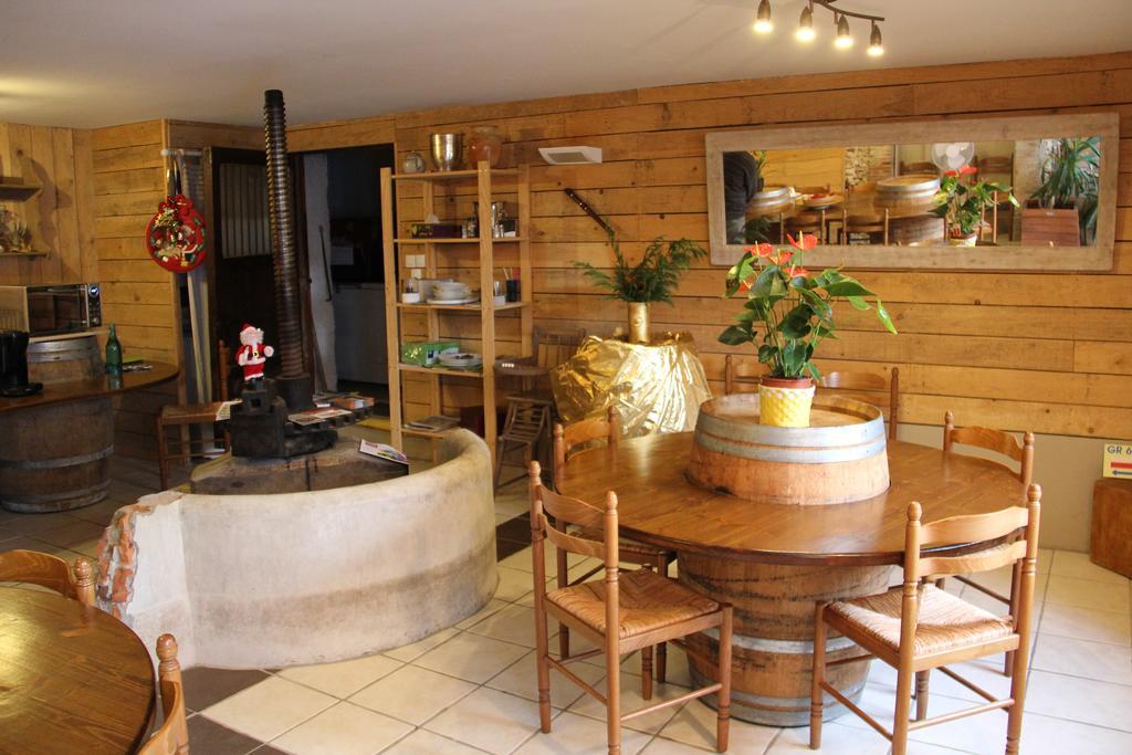 Chambres D'Hotes Domaine De Compostelle Casteide-Candau Bagian luar foto