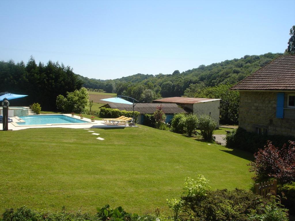Chambres D'Hotes Domaine De Compostelle Casteide-Candau Bagian luar foto