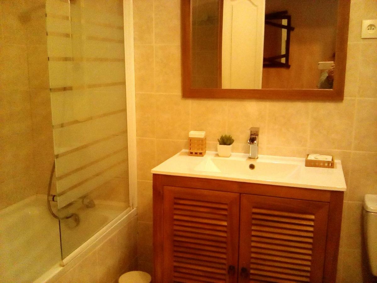 Chambres D'Hotes Domaine De Compostelle Casteide-Candau Bagian luar foto