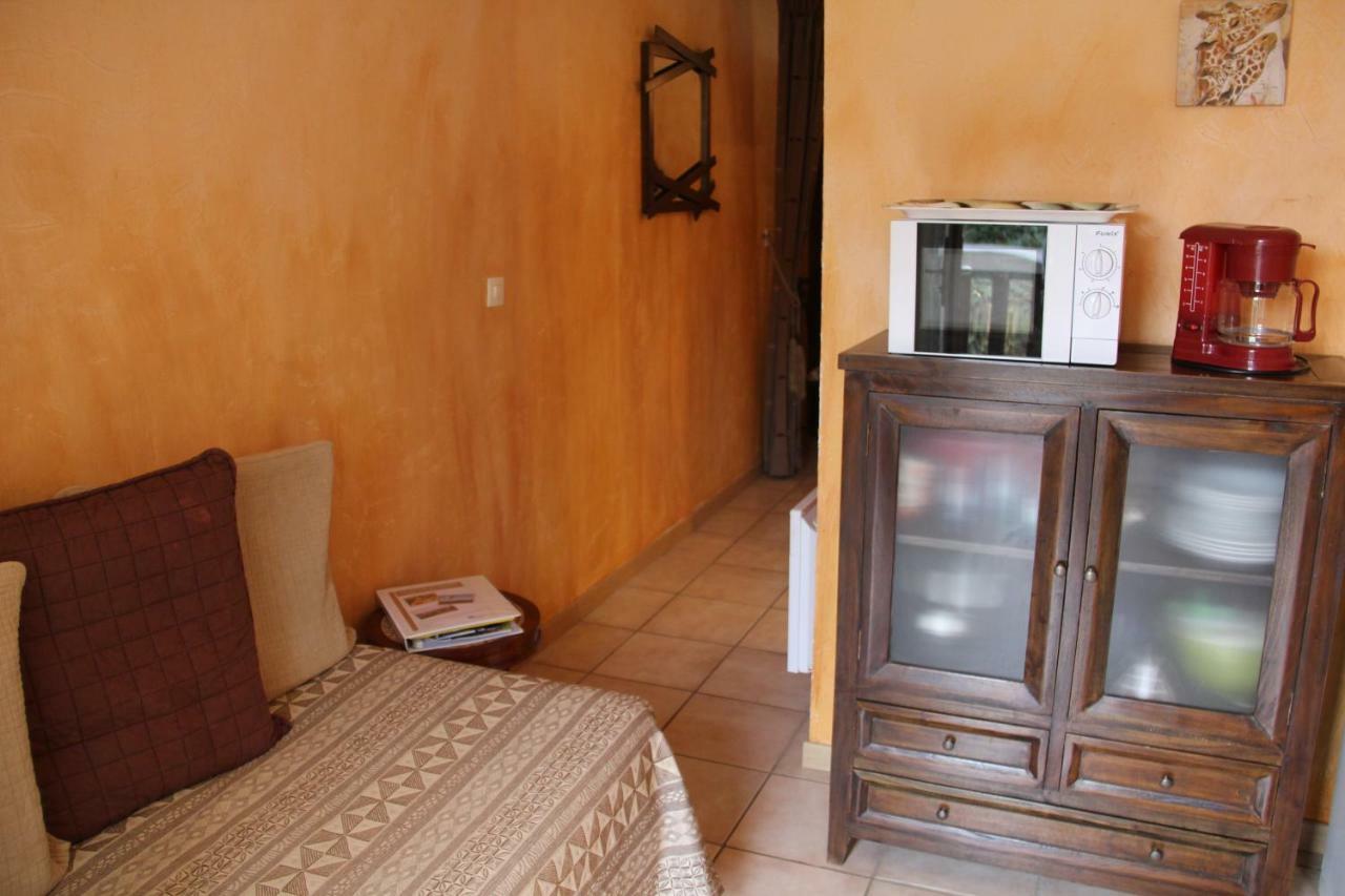 Chambres D'Hotes Domaine De Compostelle Casteide-Candau Bagian luar foto
